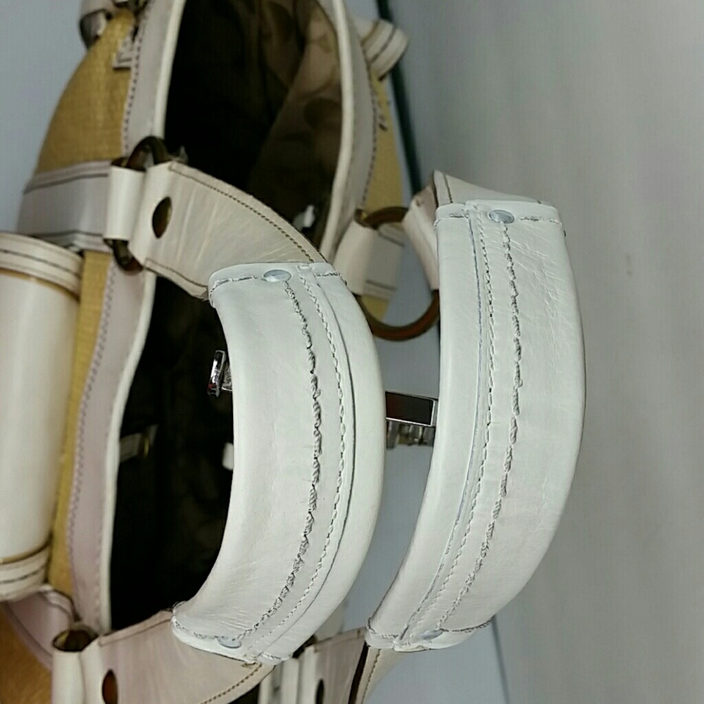 PRICE FIRM COACH LEATHER / STRAW TOTE & WRISTLET - Picture 8 of 8
